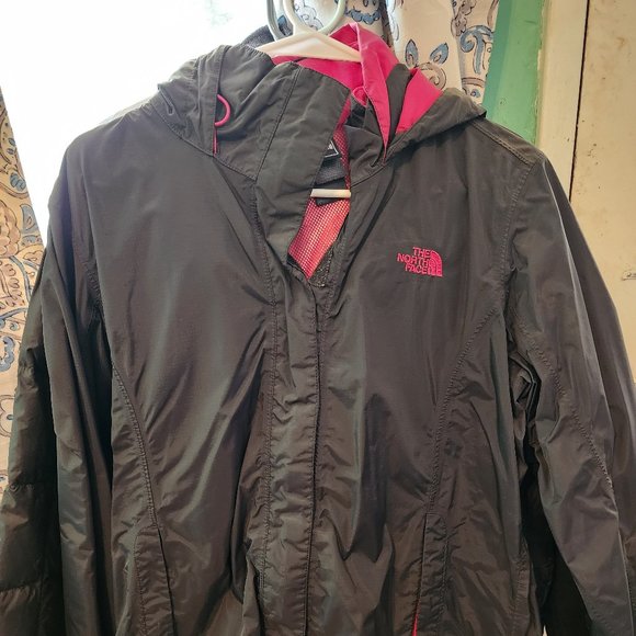 Northface rain jacket - Picture 1 of 1